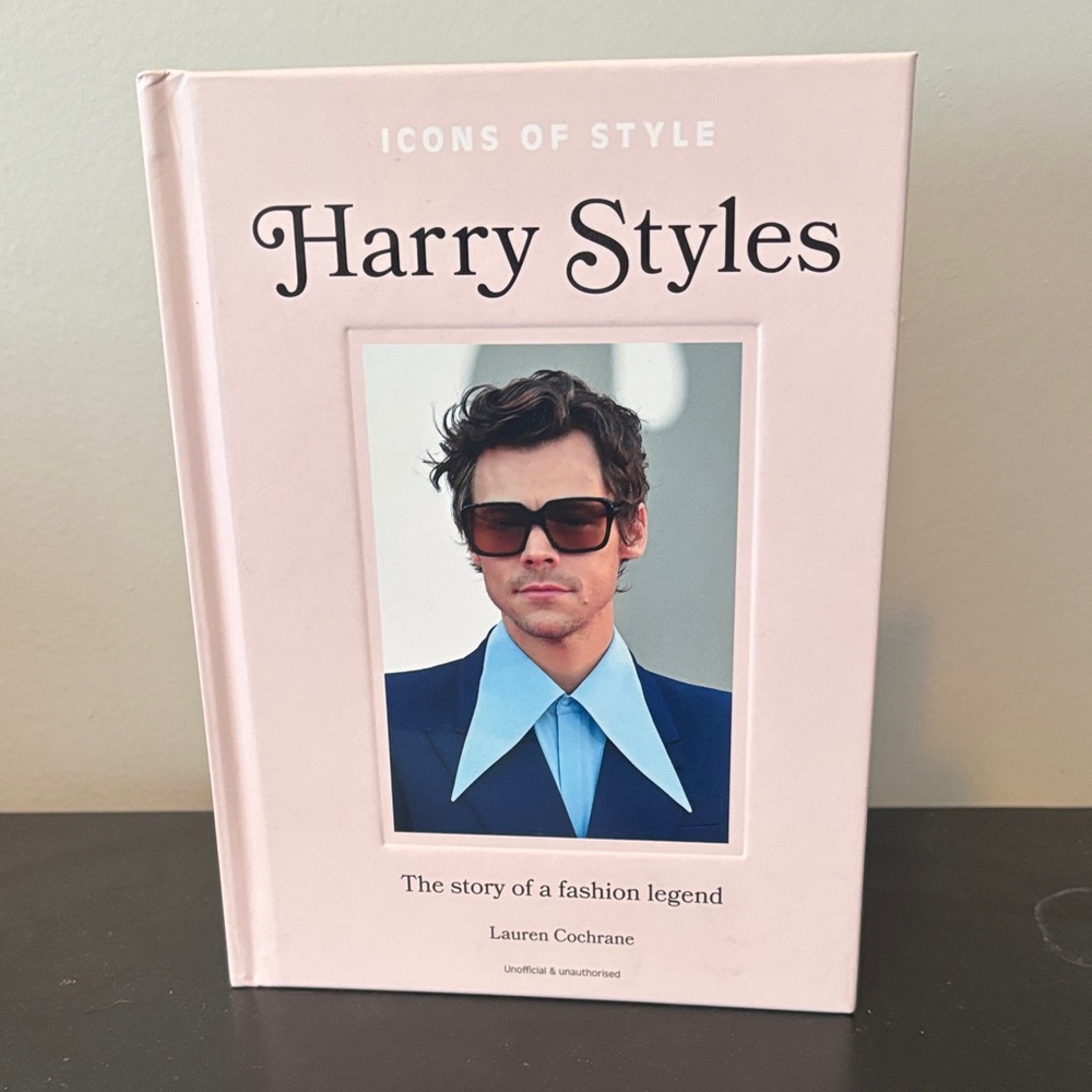Icons of Style Book - Pink Cover